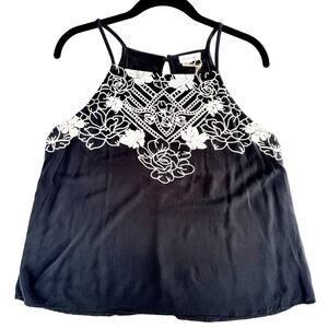 Love on a Hanger Womens Medium Black Embroidered Tank Top Boho Chic Sleeveless